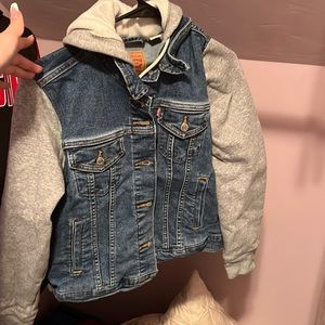 XL Levi’s Denim Jean Jacket